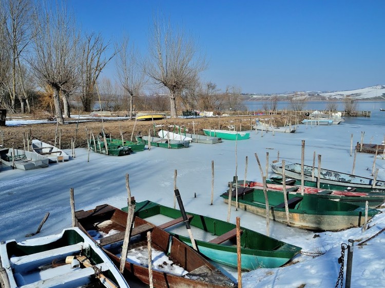 Lago di chiusi, ghiaccio