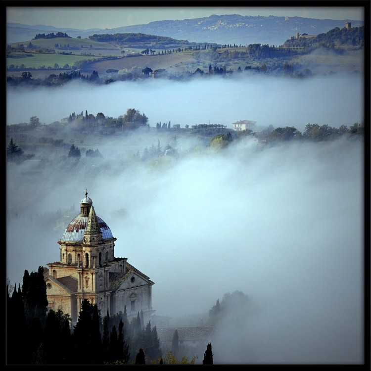 Montepulciano, San Biagio nella nebbia